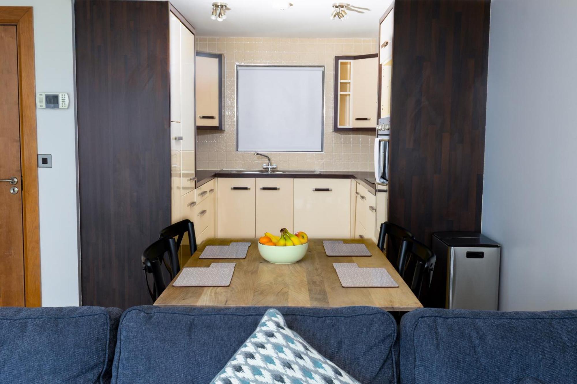 Tur An Tsaile - Galway Lakeside Apartments Buitenkant foto