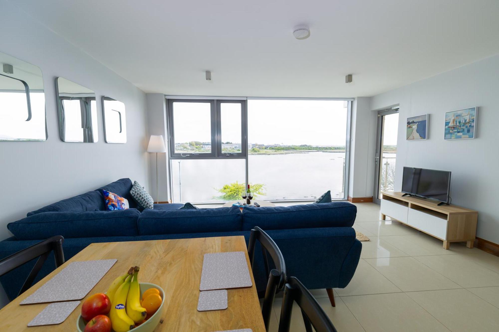Tur An Tsaile - Galway Lakeside Apartments Buitenkant foto