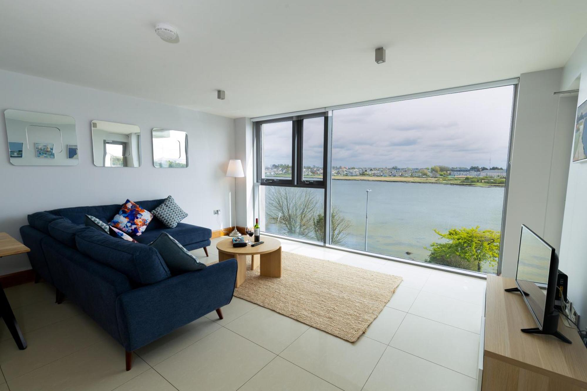 Tur An Tsaile - Galway Lakeside Apartments Buitenkant foto