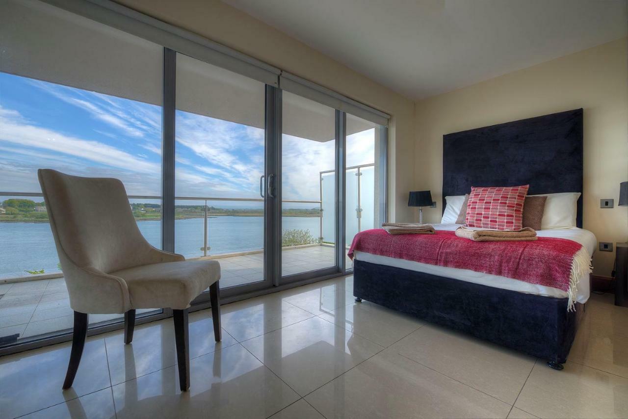 Tur An Tsaile - Galway Lakeside Apartments Buitenkant foto