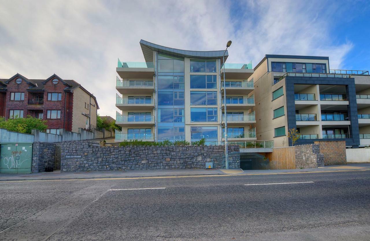 Tur An Tsaile - Galway Lakeside Apartments Buitenkant foto